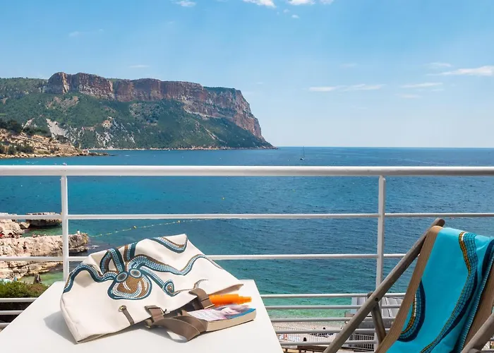 Hotel de La Plage - Mahogany Cassis